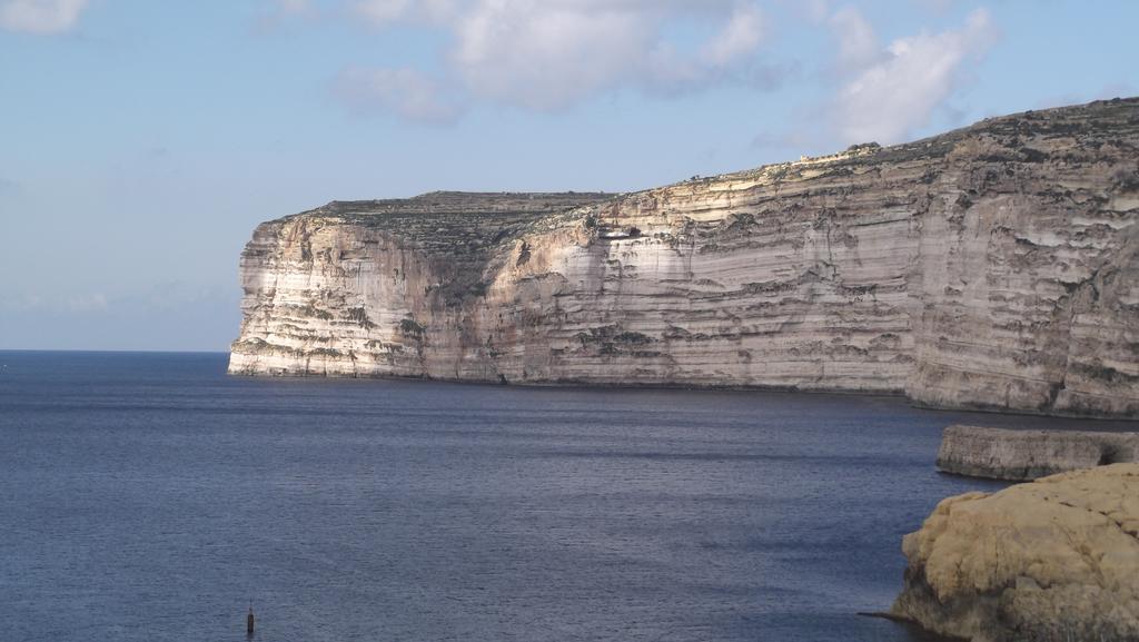 Hideaway Flats Apartamento Xlendi Quarto foto
