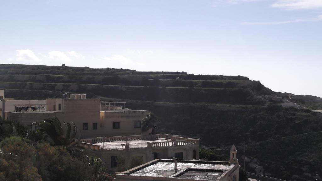 Hideaway Flats Apartamento Xlendi Quarto foto